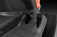Zahradní traktor Husqvarna TC 112 (6)