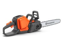 Akumulátorová pila Husqvarna 242i s akumulátorem a nabíječkou (1)