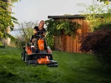 Aku Rider Husqvarna R 200iX (bez žac. ústrojí) (3)