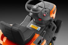 Zahradní traktor Husqvarna TC 112 (5)