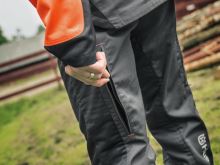 Husqvarna Kalhoty do pasu Classic (3)